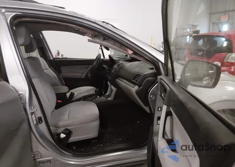 2015 Subaru Forester 2.5I Premium из США, поврежденный, VIN JF2SJAFC1FH404630